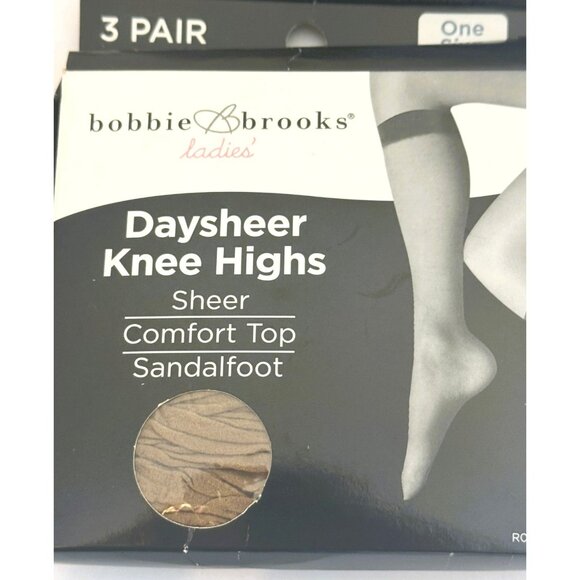 Variety of 8 Fashion Stockings and Socks, New with tags in Medium Sizes. - Picture 3 of 11